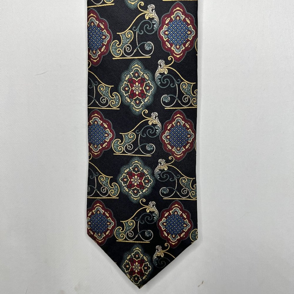 Bill Blass Men's Necktie 4” 100% Silk Medallions Black Blue Maroon Gold Tie
